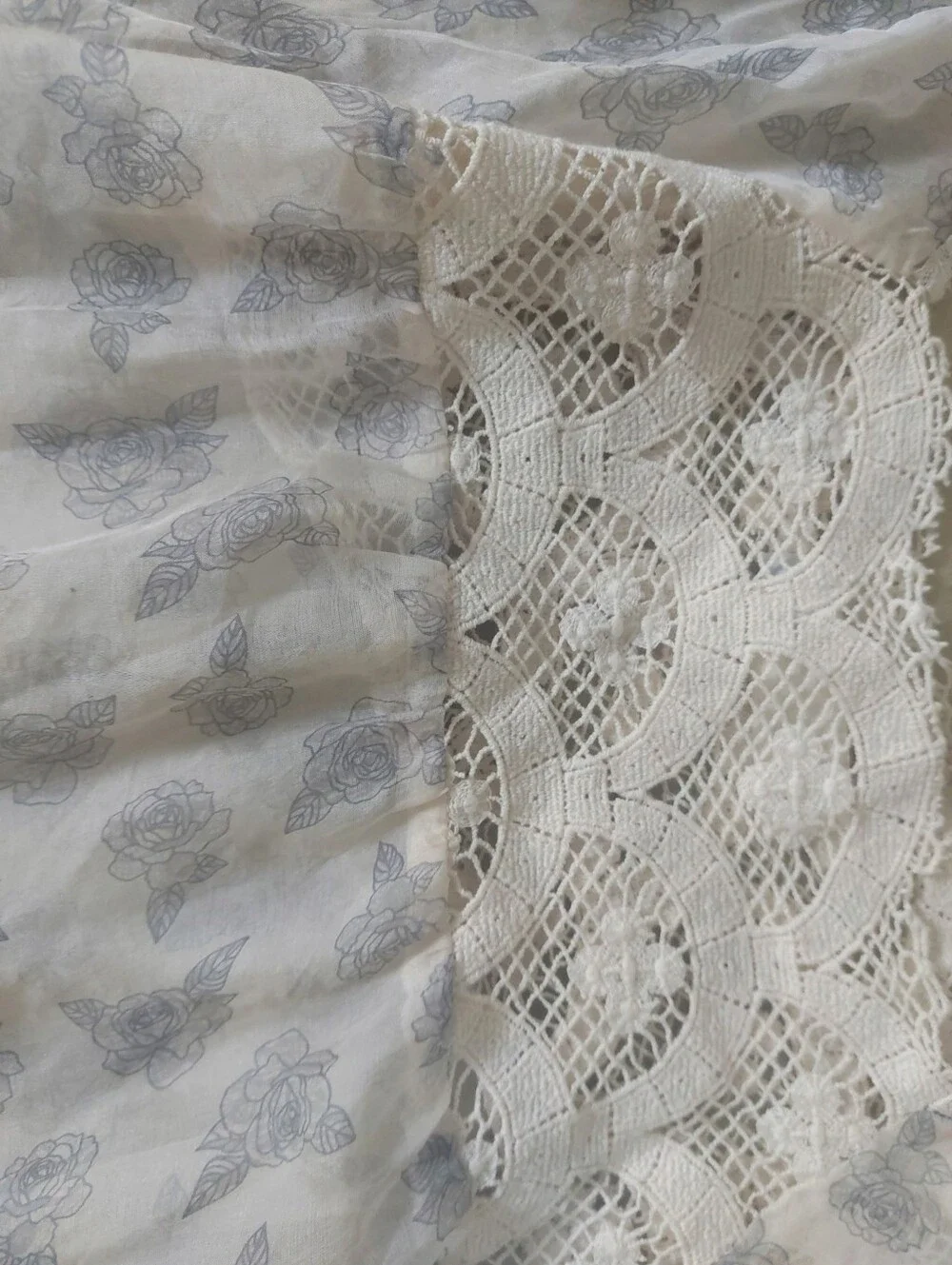 4 Love and Liberty by Johnny Was blue and white sheer peasant top size S